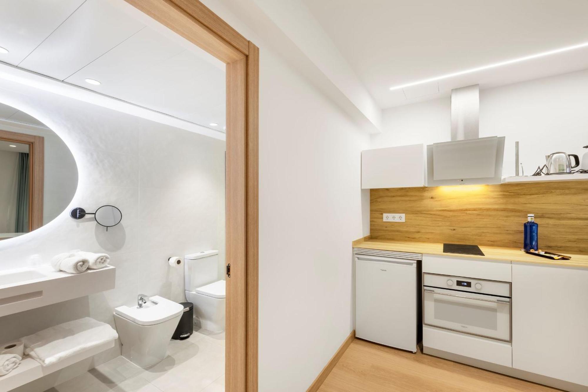 Odyssey Rooms Аликанте Екстериор снимка