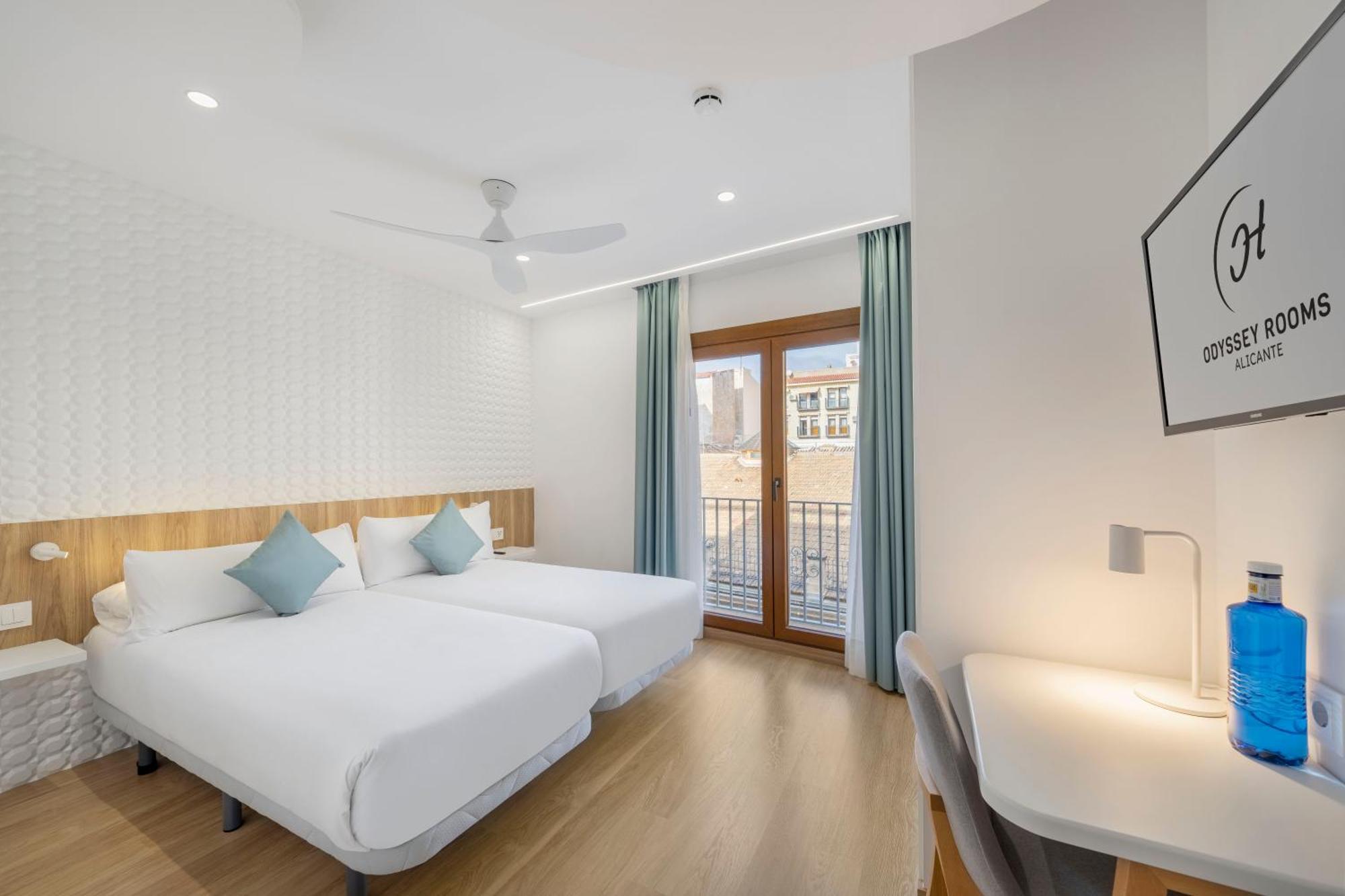 Odyssey Rooms Аликанте Екстериор снимка
