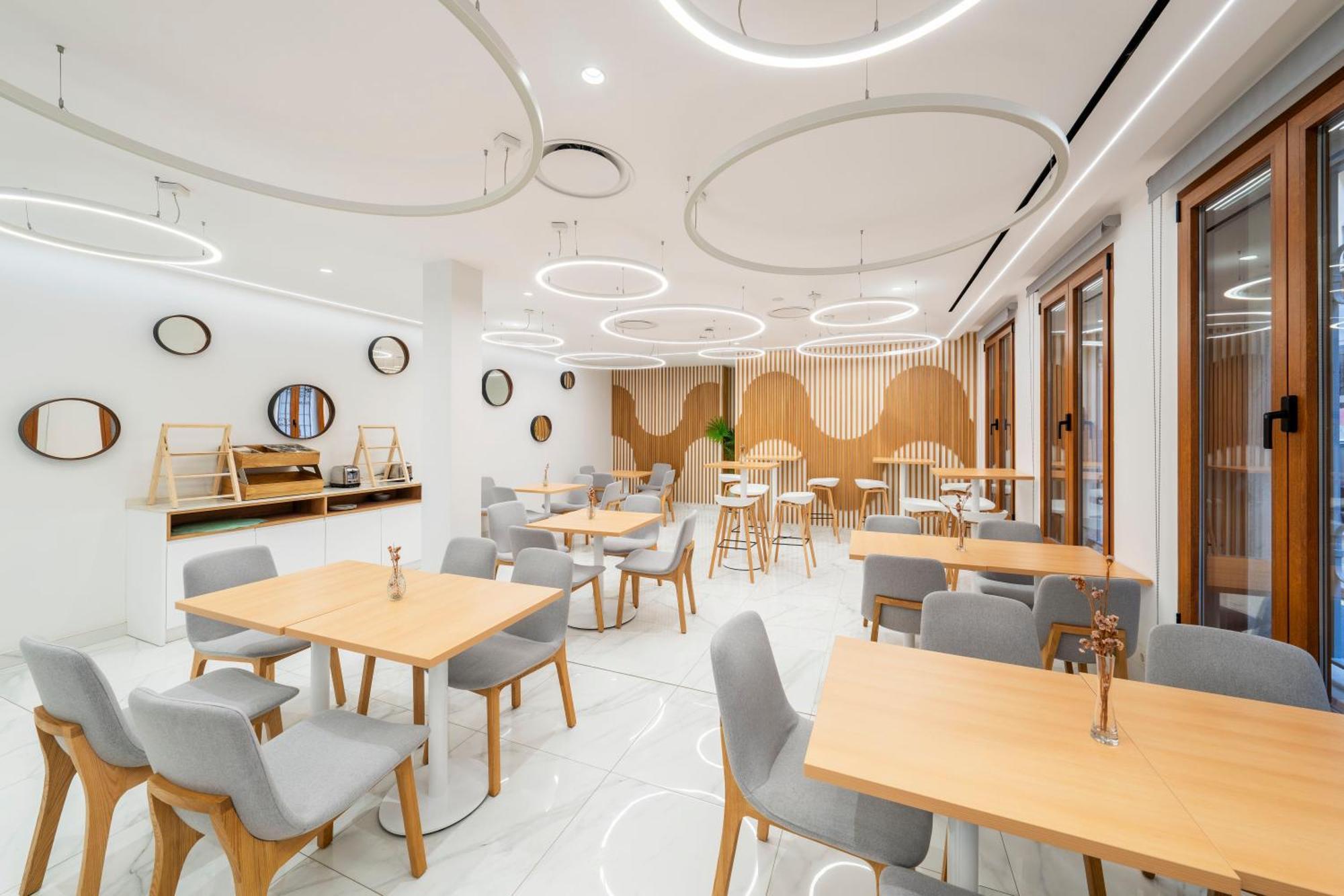 Odyssey Rooms Аликанте Екстериор снимка