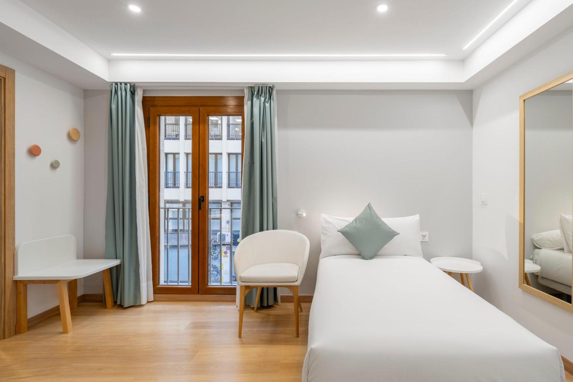 Odyssey Rooms Аликанте Екстериор снимка