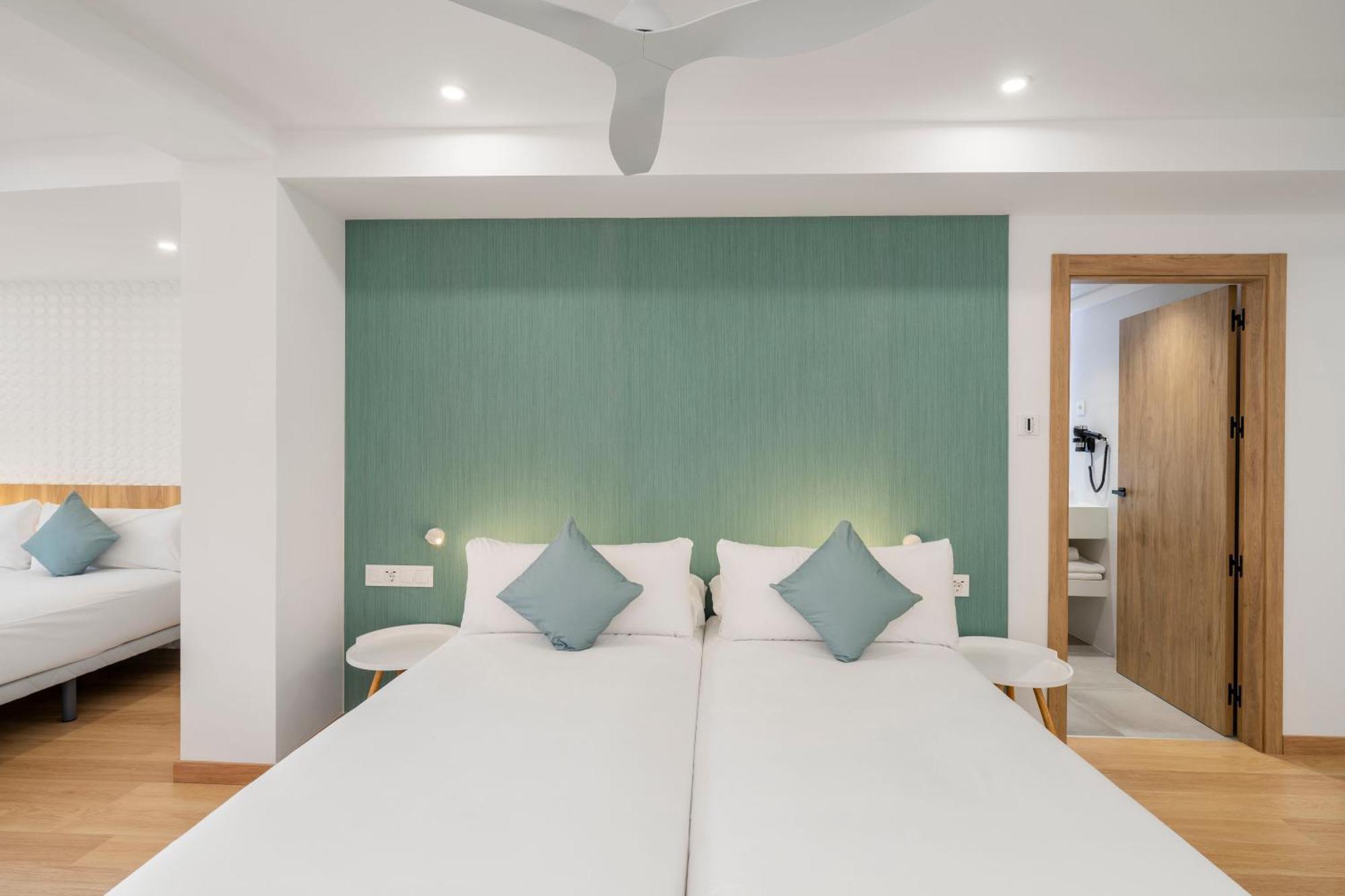Odyssey Rooms Аликанте Екстериор снимка