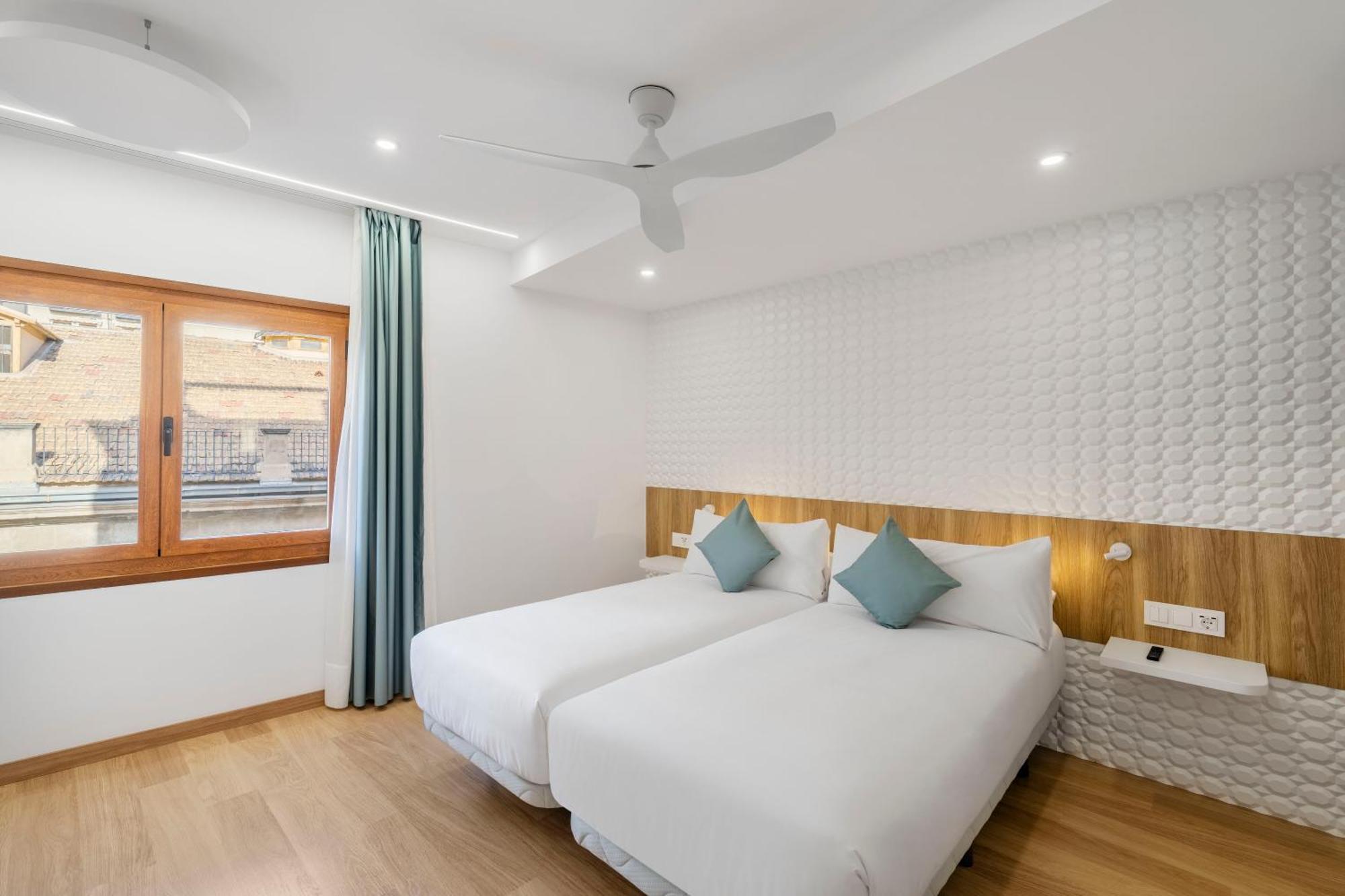 Odyssey Rooms Аликанте Екстериор снимка