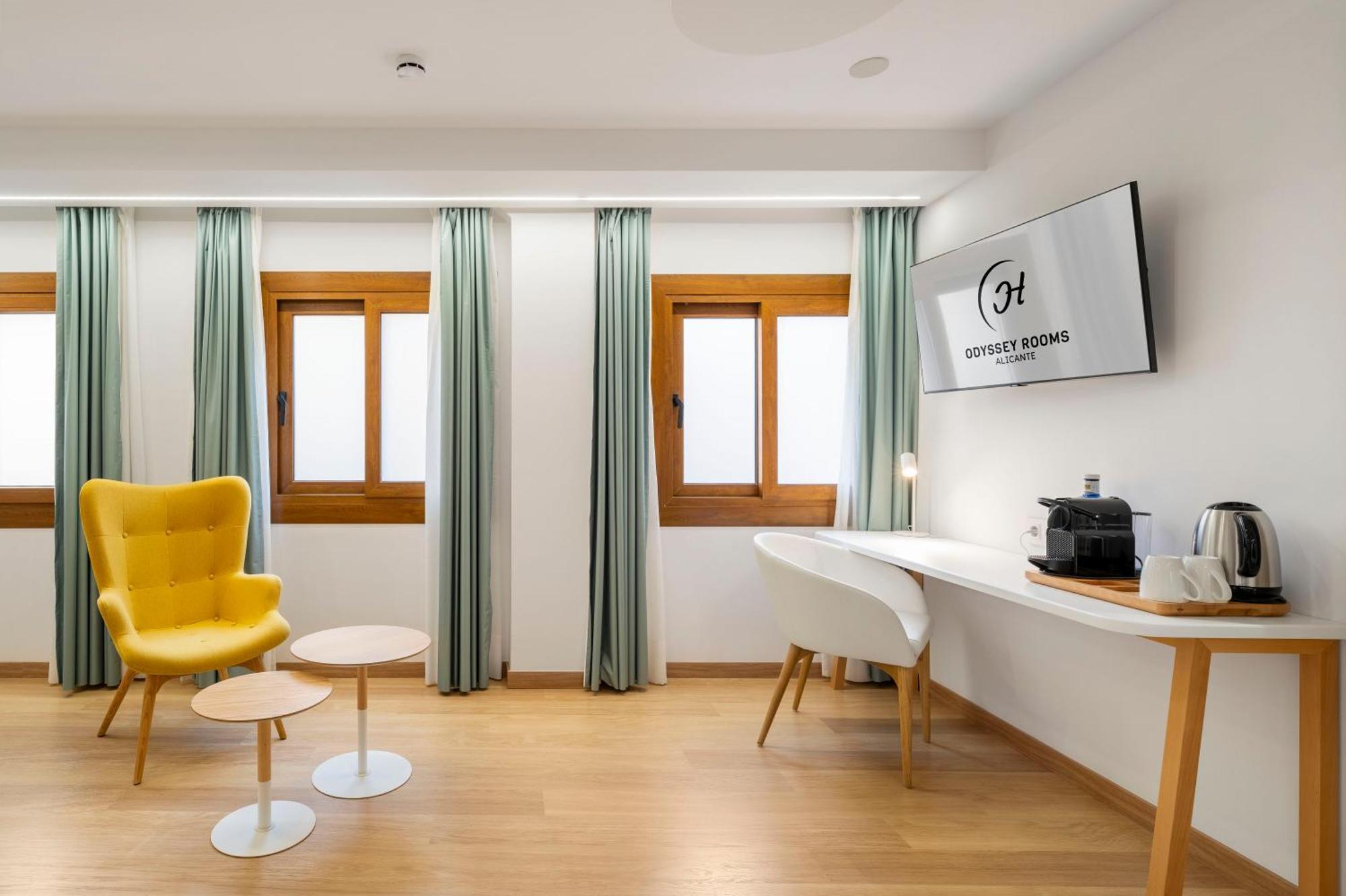 Odyssey Rooms Аликанте Екстериор снимка